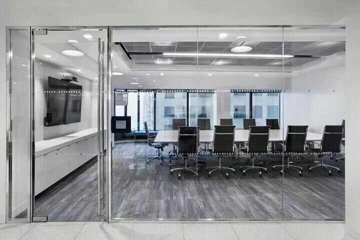 豪华办公室会议室简约装修效果图