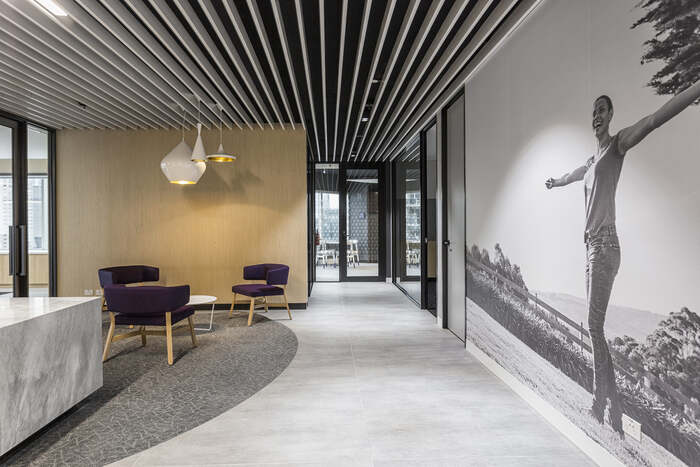 现代办公室装修设计