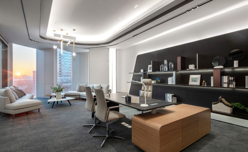 古典大气的董事长办公室装潢放什么摆件