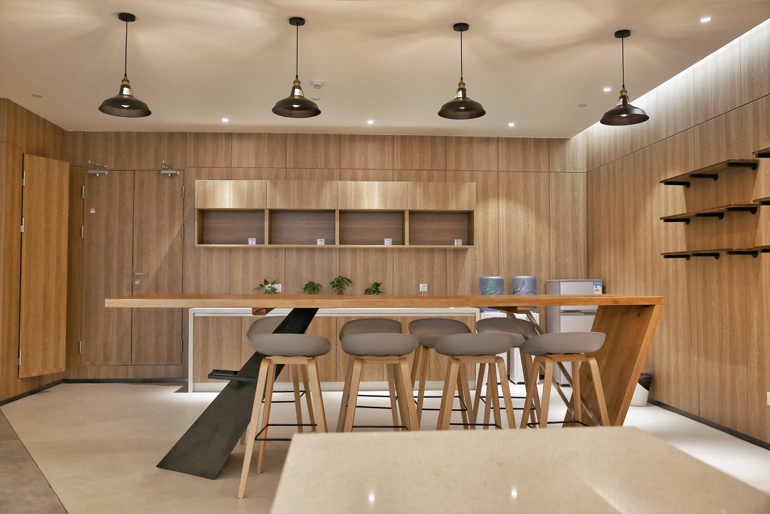 带有文化底蕴的办公楼装修