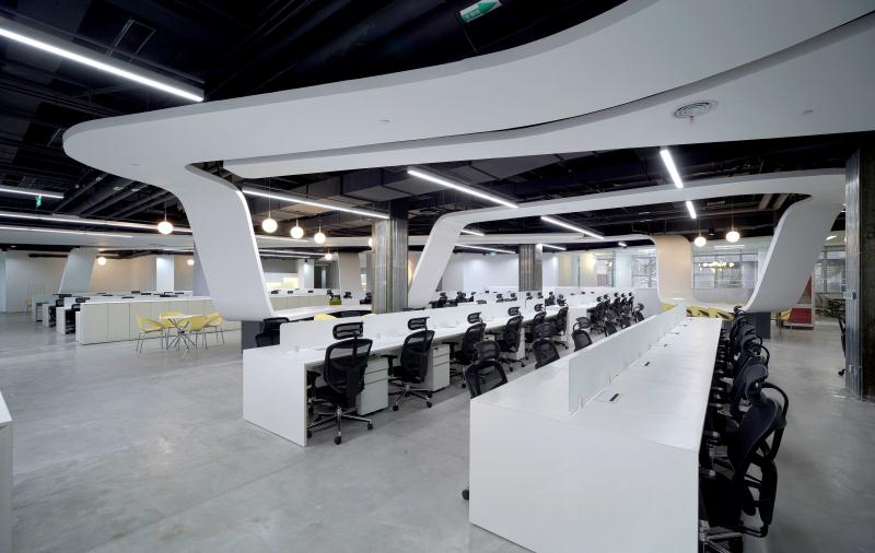 五个汽车贸易公司办公室装潢案例