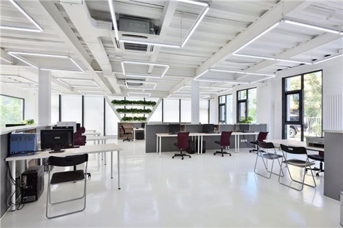 极简风格小办公室装修